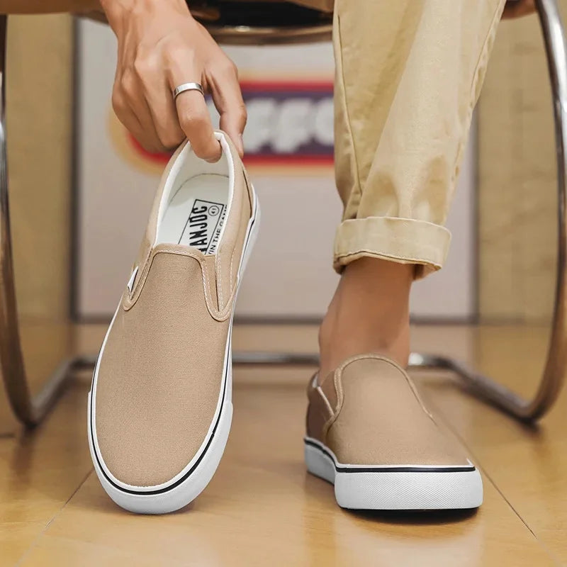 Slip-on-sneakers i kanvas f
gör damer